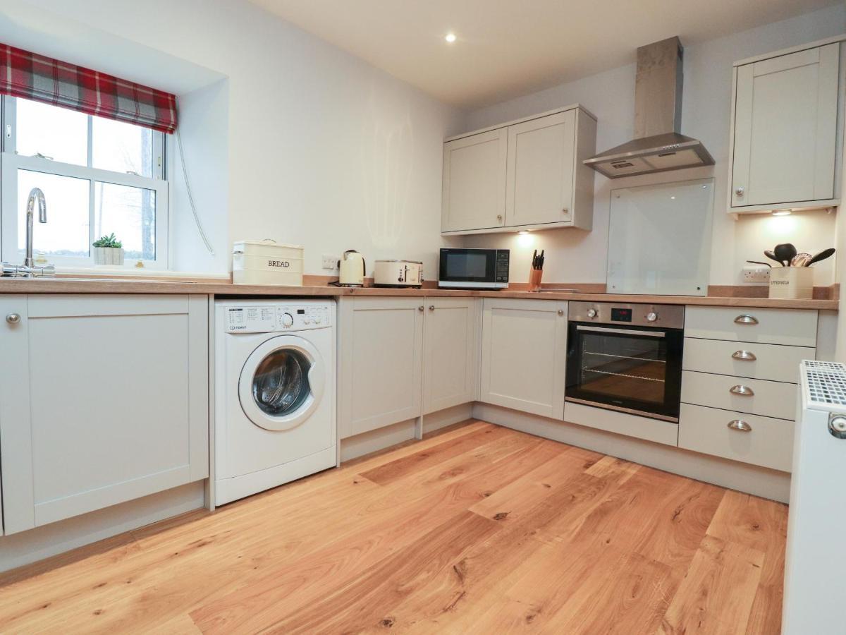 1 Hull House Cottage Скиптон Экстерьер фото