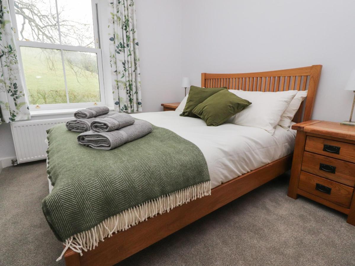 1 Hull House Cottage Скиптон Экстерьер фото